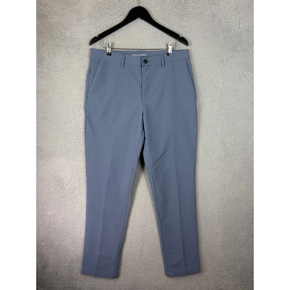 Banana Republic brand banana